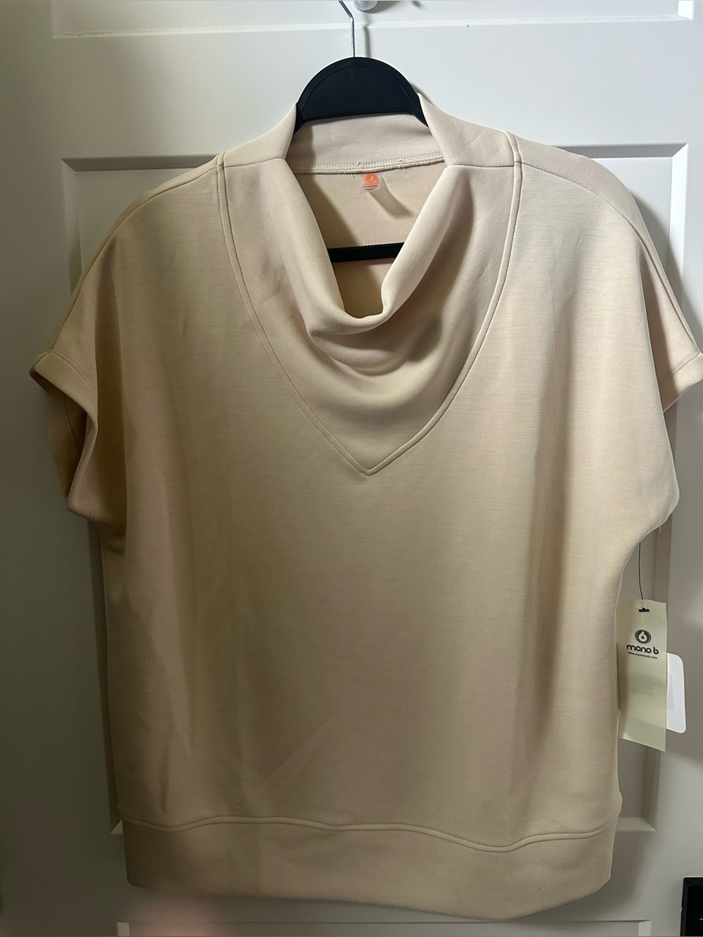 NWT Mona B Cowl Neck top medium.